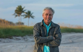 Carl Hiaasen image